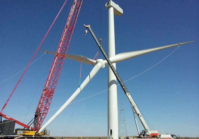 從避雷到穩(wěn)電:風(fēng)力發(fā)電機(jī)組安全運(yùn)行全攻略